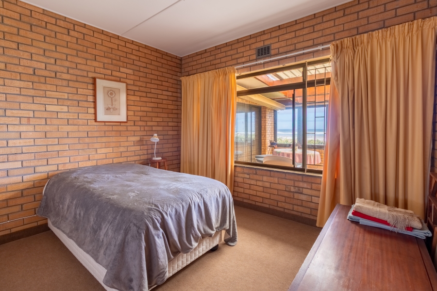 3 Bedroom Property for Sale in Van Riebeeckstrand Western Cape